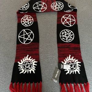 NWT. Supernatural scarf.